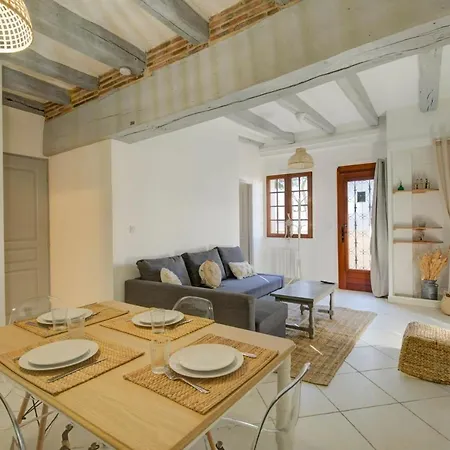 Le Chambord Beautiful Half-timbered House With Terrace Apartment Tours
