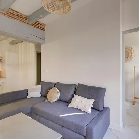 Le Chambord Beautiful Half-timbered House With Terrace Apartment