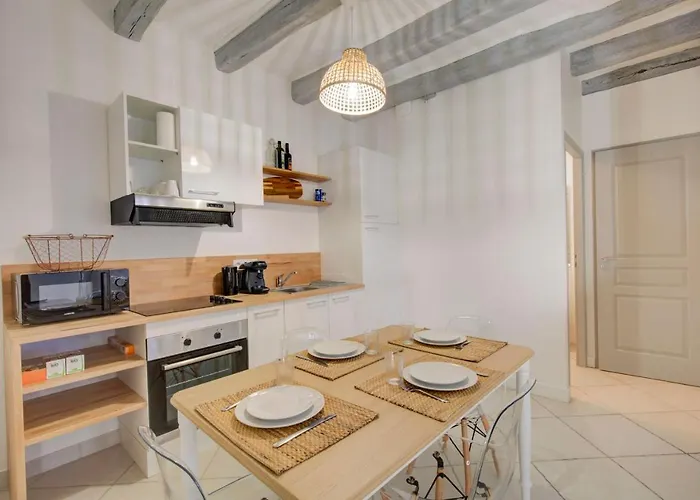 Le Chambord Beautiful Half-timbered House With Terrace Appartement *